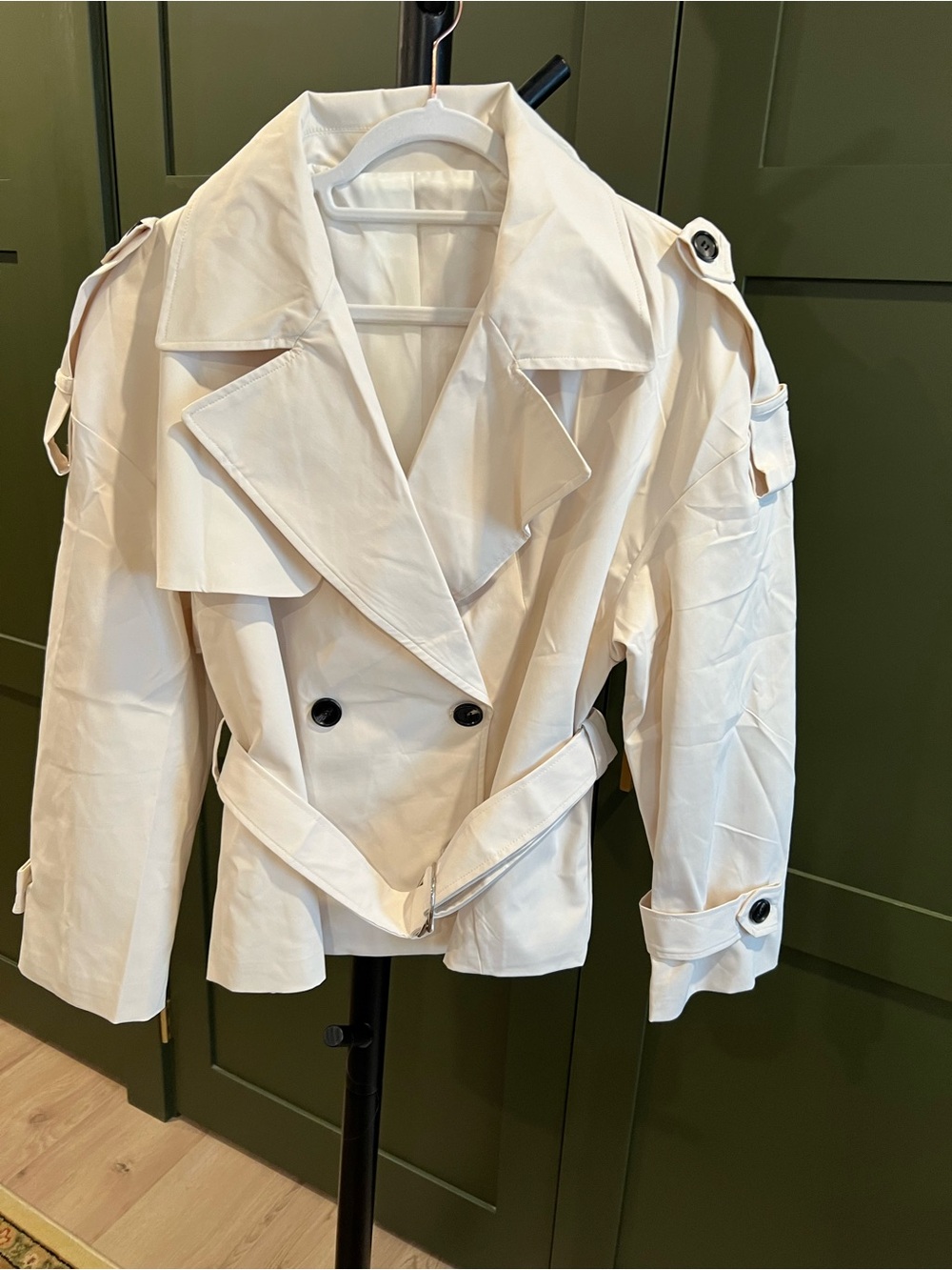 Women's Cream Double-Breasted Short Trench Jacket